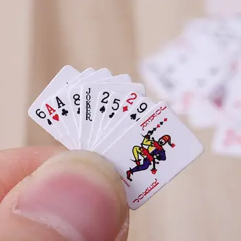 2 Nustatykite mielą miniatiūrinį lėlių namelį 1:12 Mini pokerio žaidimo kortos Namų dekoravimas Žaislai Drop Shipping