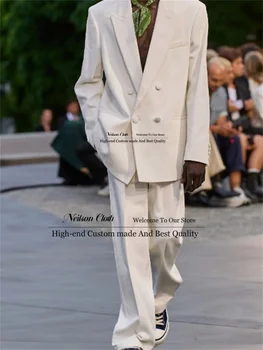Fashion Lvory Male Prom Blazers Peaked Lapel Vyriški kostiumai 2 vnt. Komplektai Dvivietis Jaunikis Vestuviniai smokingai Laisvi Terno Masculino