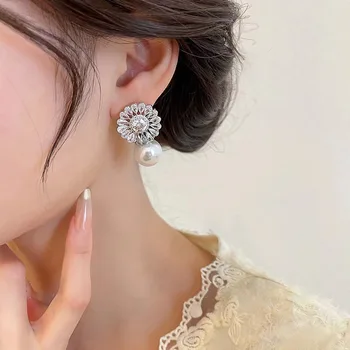 Nauja korėjietiška vestuvinė suknelė Auskarai Banketai Vestuviniai auskarai Putojantis deimantas Cirkonas Perlas Auskarai Vestuvių aksesuarai